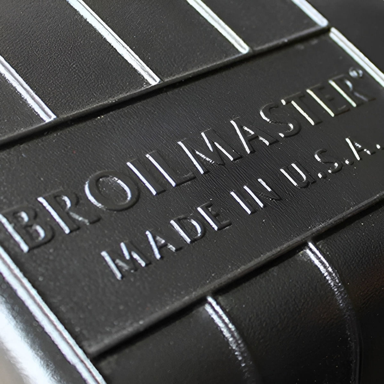 Broilmaster Premium NG Gas Grill Package With Stainless Steel Patio Post - P3PK7N