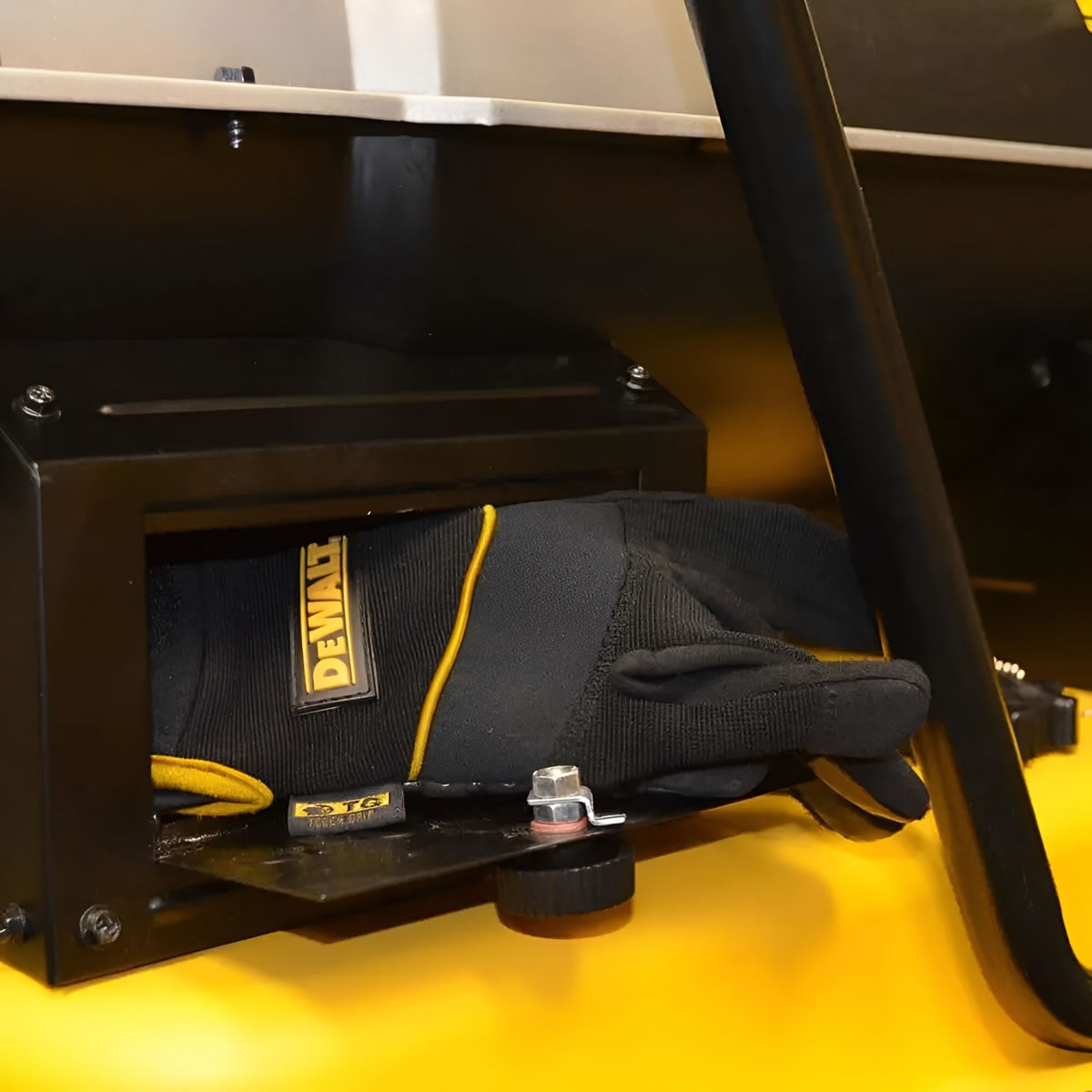 DeWalt 215,000 BTU Heavy Duty Forced Air Kerosene Heater