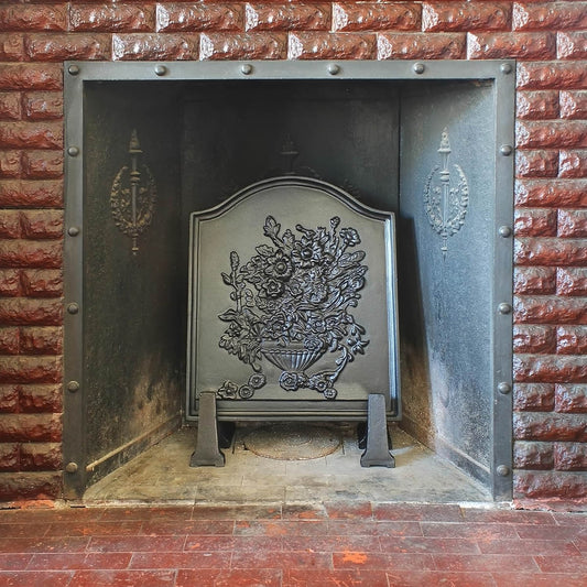 Bouquet Cast Iron Fireback - 20 " H x 17" W