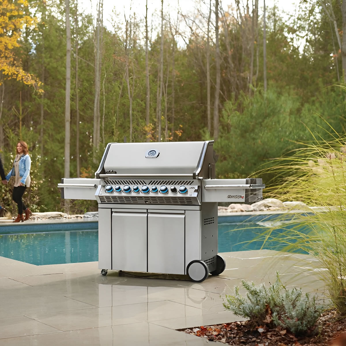 Napoleon Prestige PRO™ 665 Gas Grill with IR Rear and Side Burners - PRO665RSIBNSS-3/PRO665RSIBPSS-3
