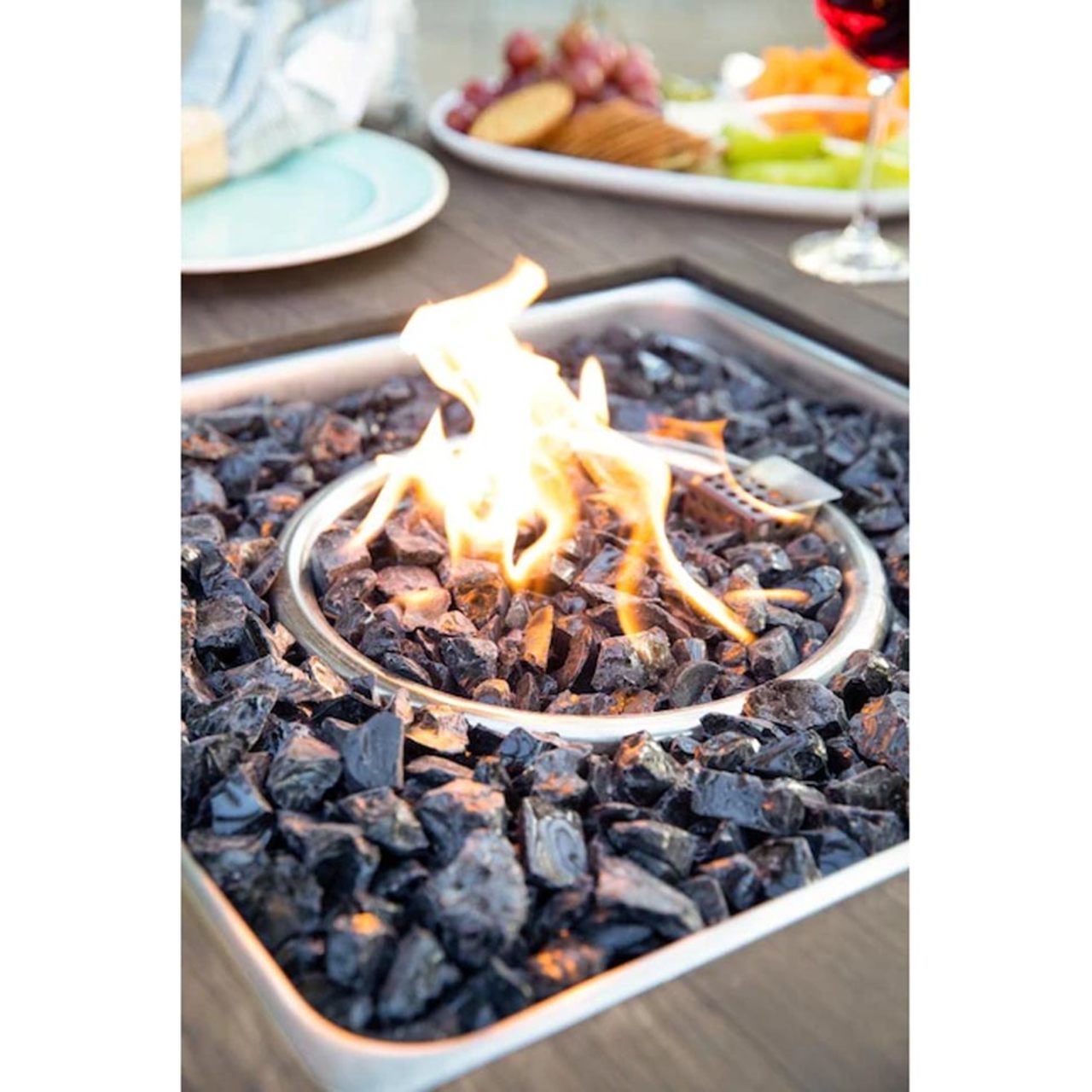 The Benjamin Dual-Heat LP Gas Outdoor Firepit