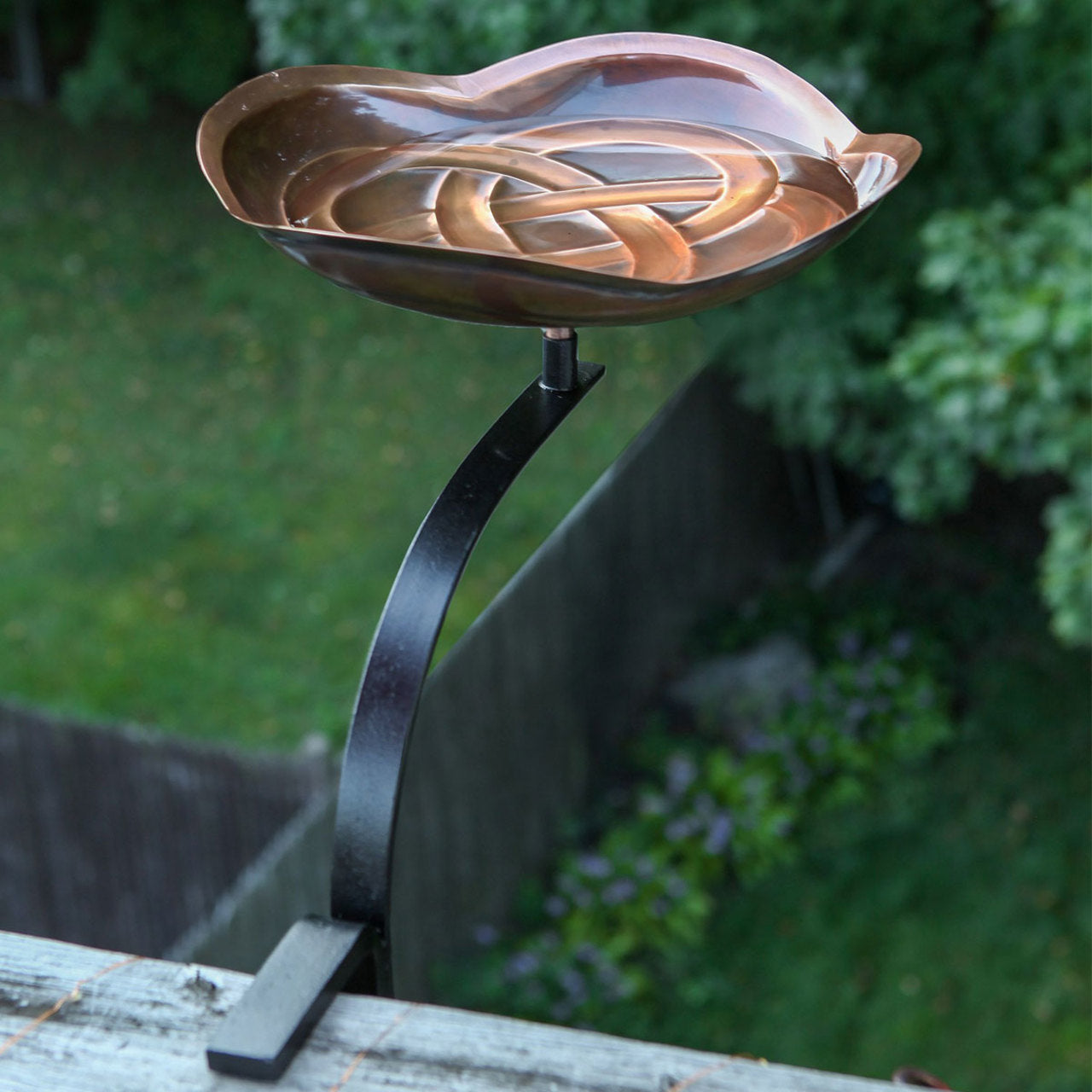 10.5" Dara Knot Copper Birdbath with Rail Mount Bracket