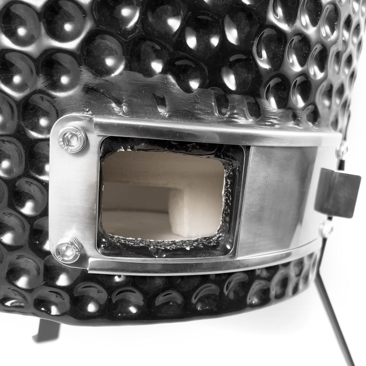 Woodeze 13" Kamado Grill - Black