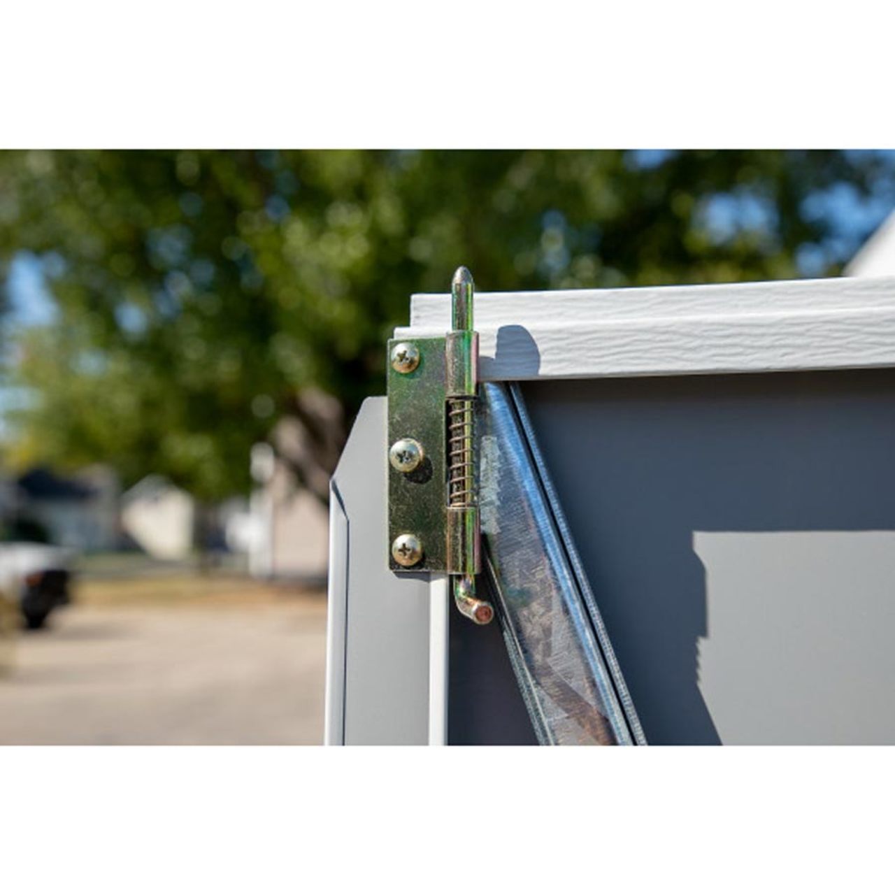 Yardsaver 4' x 10' Steel Pent Roof Storage Shed - Eggshell