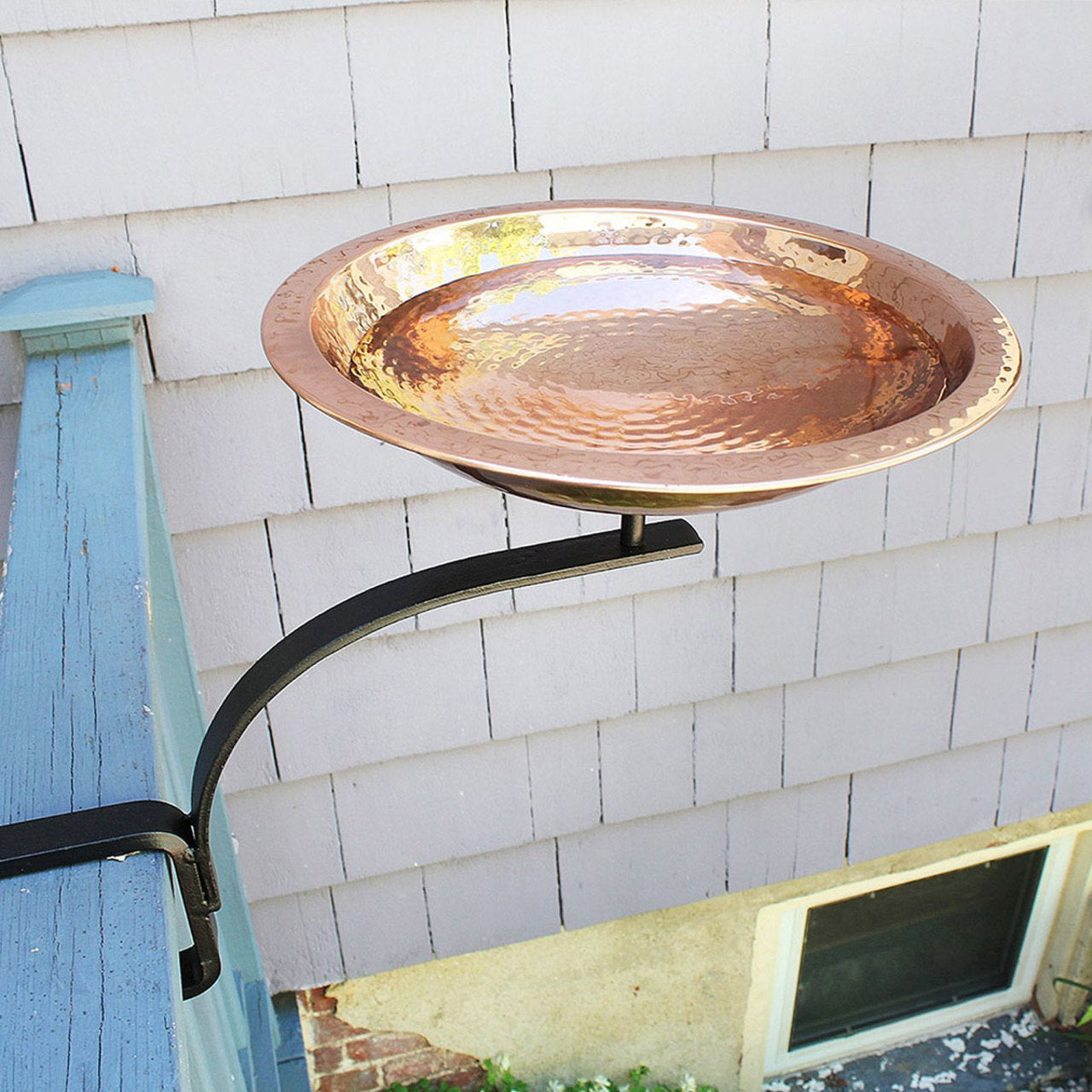 13" Hammered Copper Birdbath with Rail Mount Bracket