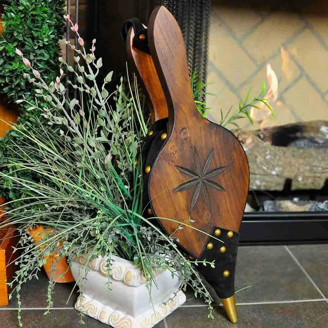 Johnny Beard Rosette  Bellows