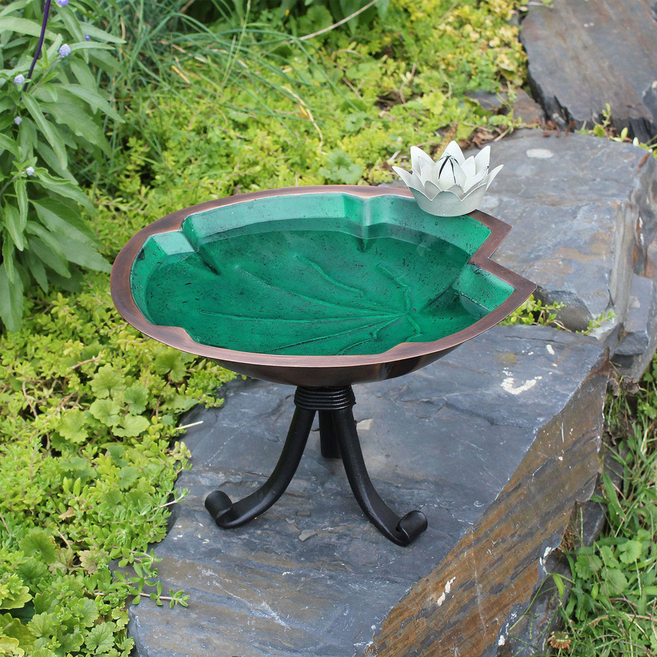 12.5" Lilypad Birdbath with Tripod Stand - Green