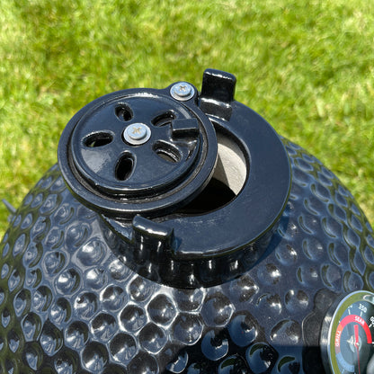 Woodeze 13" Kamado Grill - Black