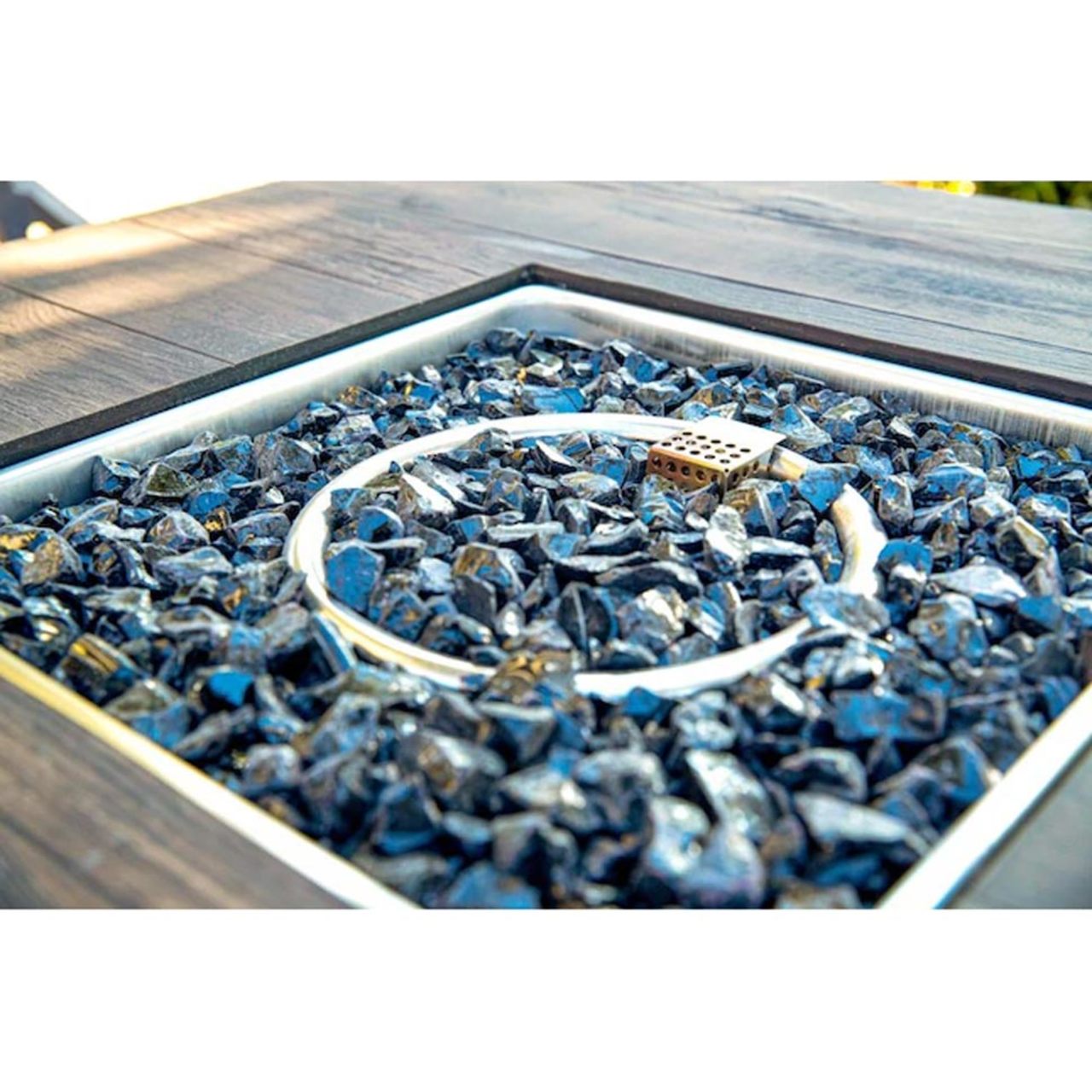 The Benjamin Dual-Heat LP Gas Outdoor Firepit