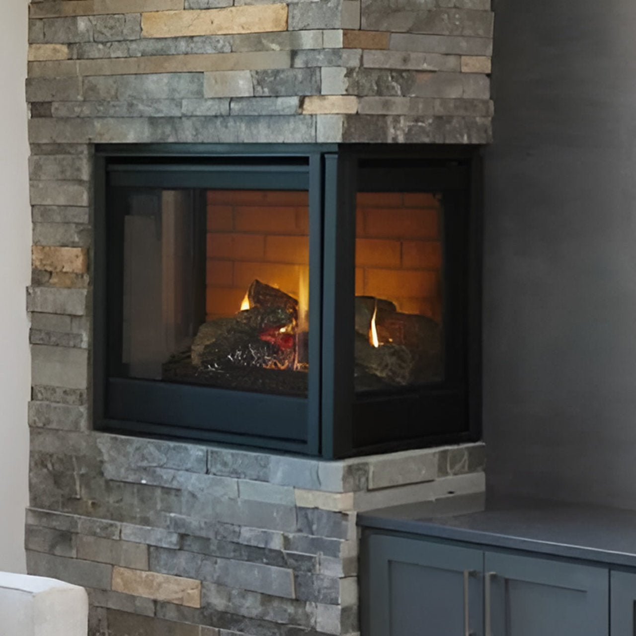 Majestic 36" Right Corner Multi Side Top/Rear Gas Fireplace - RCOR-DV36IN