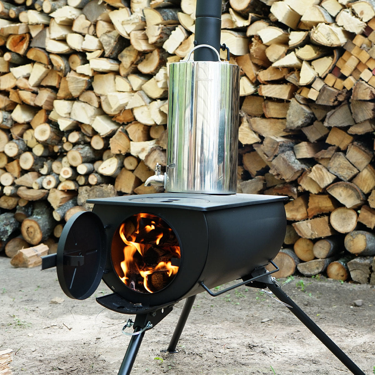Woodeze Camping Stove in Black