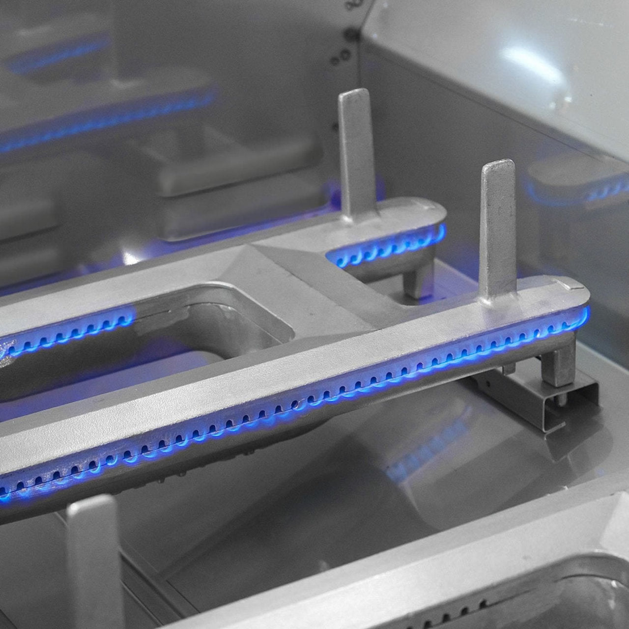 FireMagic Choice Multi-User CM430s 24" In-Ground Post Mount Grill with 1-Hour Timer, NG-LP - CM430SRT1NG6/CM430SRT1PG6