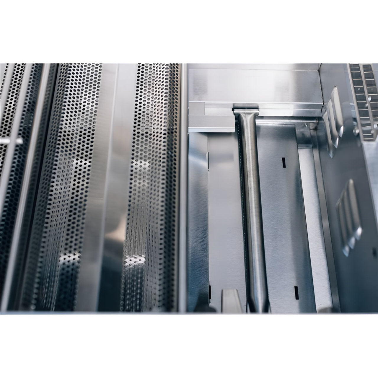 TrueFlame E Series 3-4 Burner Gas Grill LP-NG