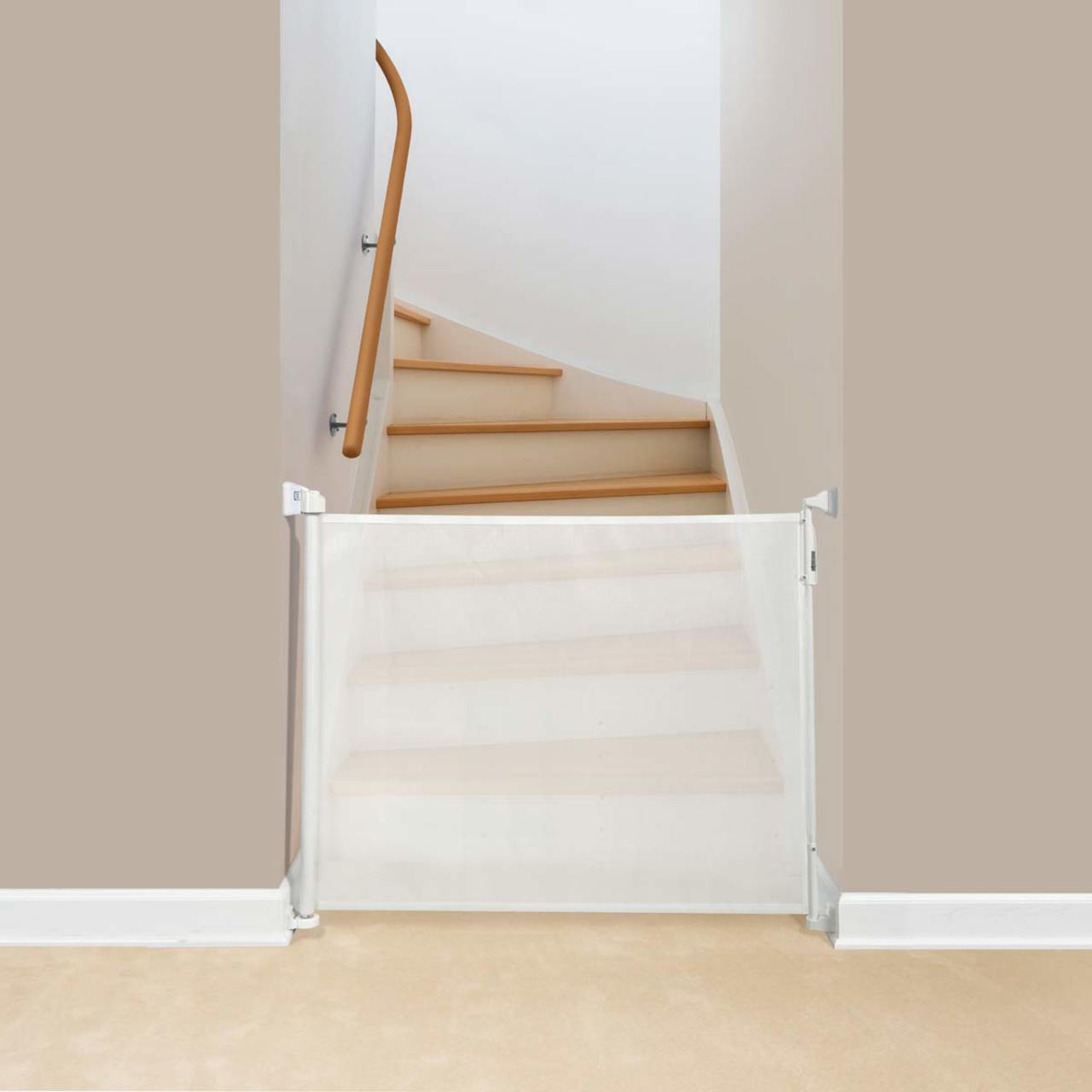 KidCo Retractable Safeway Gate - White