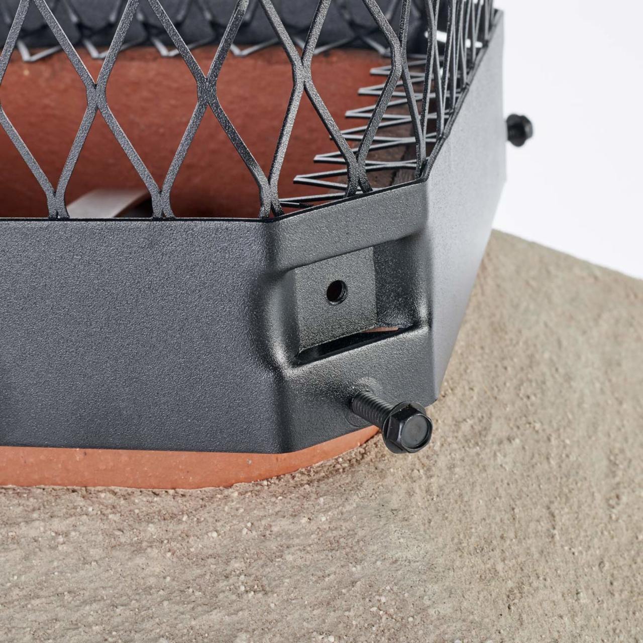 15" x 15" Black Galvanized Single Flue Chimney Cap-3/4" Mesh